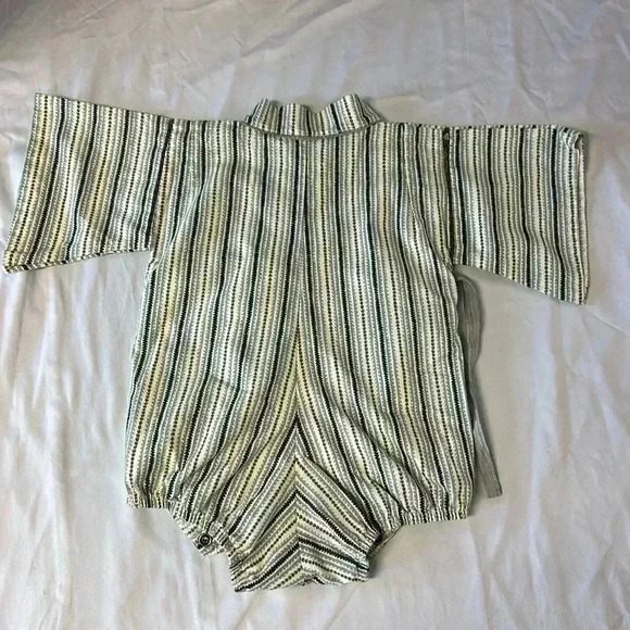 Redfish Kids  - LIKE NEW - Kimono style top/onesie. size 2 - Picture 6 of 8